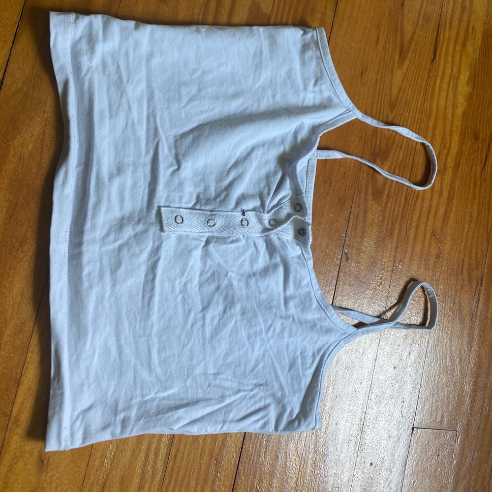 2 crop tops